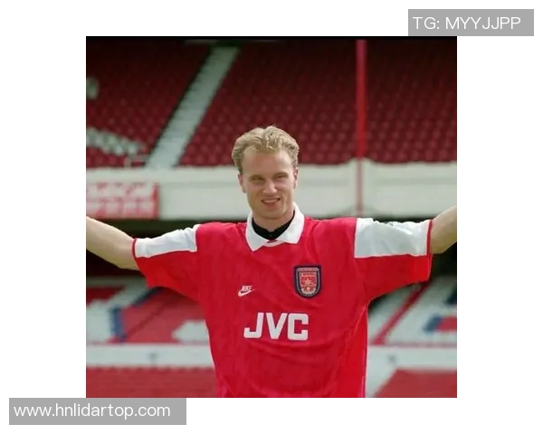 足球明星背后的号码传奇与历史解析 足球明星背后的号码传奇与历史解析