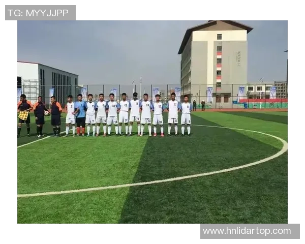 杭州足球队在全国速度排行榜中荣登第六名展现出强劲实力与潜力 杭州足球队在全国速度排行榜中荣登第六名展现出强劲实力与潜力